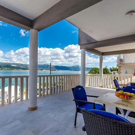 Apartment Antonia Trogir