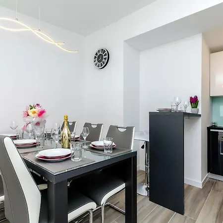 Antonia Apartman